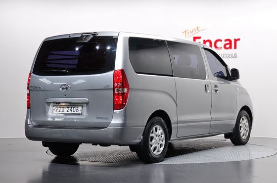 Hyundai Starex 5-Seater VAN CVX Luxury — пробег 146 247 км — фото 2 из 5