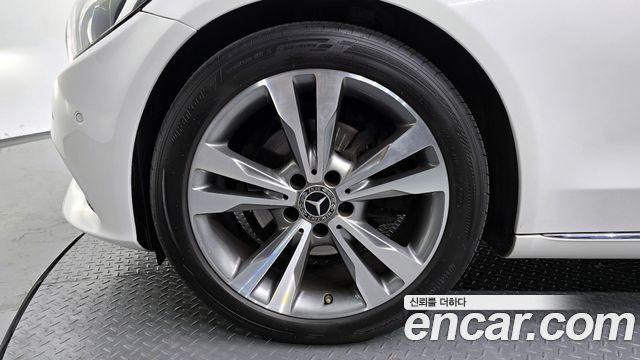 Mercedes-Benz C-Class из Кореи Encar