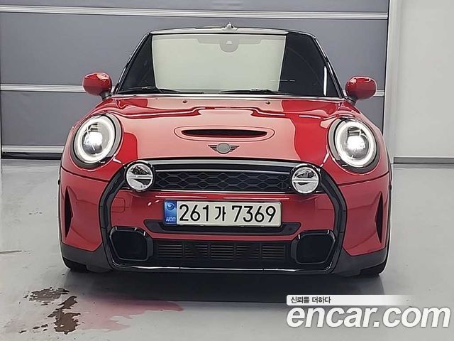 Mini Cooper Convertible Classic Launch Pack Third Generation — пробег 32 254 км — фото 2 из 5