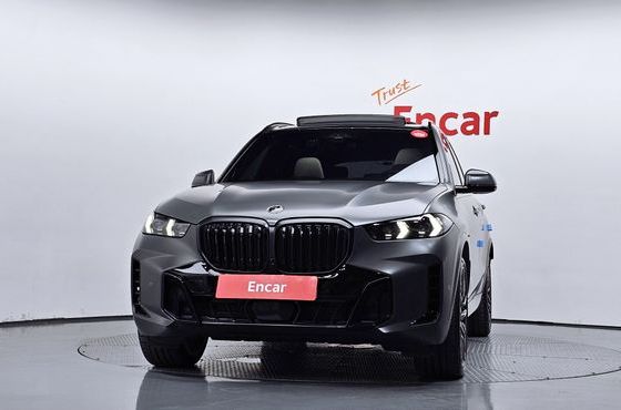 BMW X5 xDrive 40i M Sport Pro Special Edition — пробег 9 492 км — фото 3 из 5