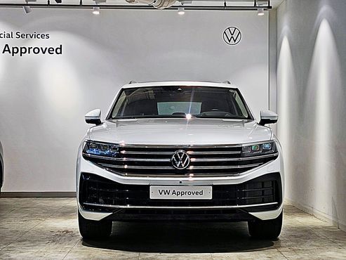 Volkswagen Touareg 3.0 TDI Prestige — пробег 38 069 км — фото 3 из 5