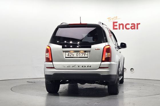 Ssangyong Rexton 2.2 4WD RX7 Luxury — пробег 83 878 км — фото 4 из 5