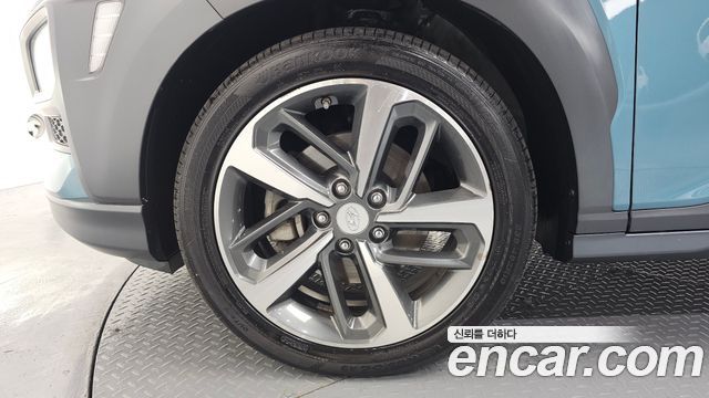 Hyundai Kona из Кореи Encar