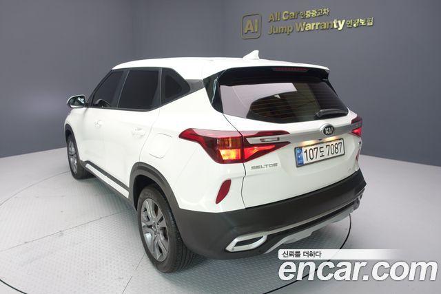 Kia Seltos из Кореи Encar