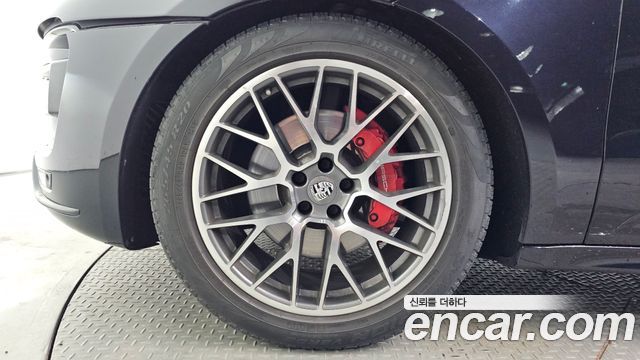 Porsche Macan из Кореи Encar