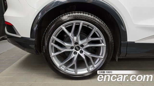 Audi Q4 e-tron из Кореи Encar
