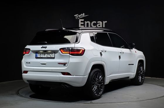 Jeep Compass S2.4 AWD — пробег 19 724 км — фото 2 из 5