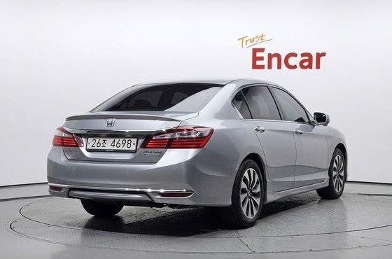 Honda Accord 2.0 Hybrid 9th — пробег 60 154 км — фото 2 из 5