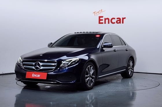 Mercedes-Benz E-Class E300 4MATIC Avnatgarde — пробег 173 545 км — фото 1 из 5