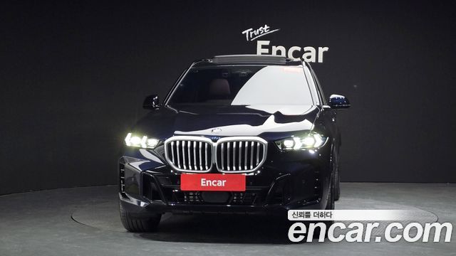BMW X5 xDrive 40i M Sport — пробег 5 009 км — фото 3 из 5