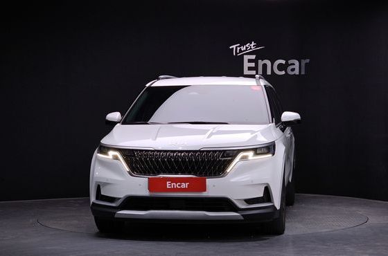 Kia Carnival 9-Seater Prestige — пробег 77 449 км — фото 3 из 5