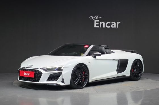 Audi R8 5.2 V10 Performance Spyder — пробег 42 242 км — фото 1 из 5