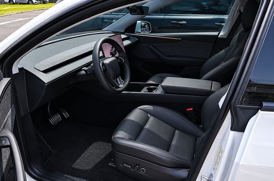 Tesla Model Y RWD — пробег 17 855 км — фото 5 из 5