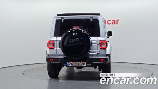 Jeep Wrangler 2.0 Overland Power Top 4Door — пробег 45 127 км — фото 4 из 5