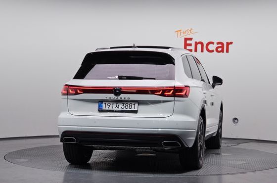 Volkswagen Touareg 3.0 TDI Prestige — пробег 24 484 км — фото 4 из 5