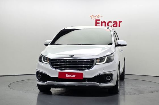 Kia Carnival 9-seater Prestige — пробег 180 753 км — фото 3 из 5