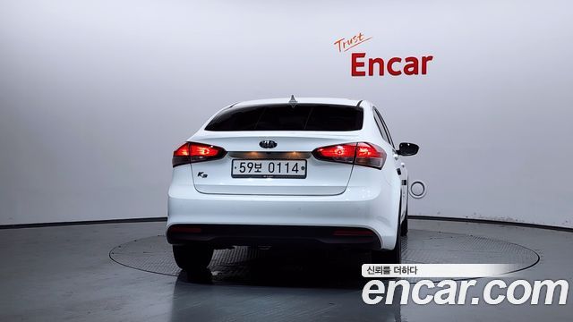 Kia K3 из Кореи Encar