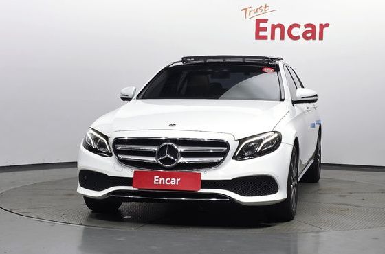 Mercedes-Benz E-Class E300 4MATIC Avnatgarde — пробег 122 865 км — фото 3 из 5