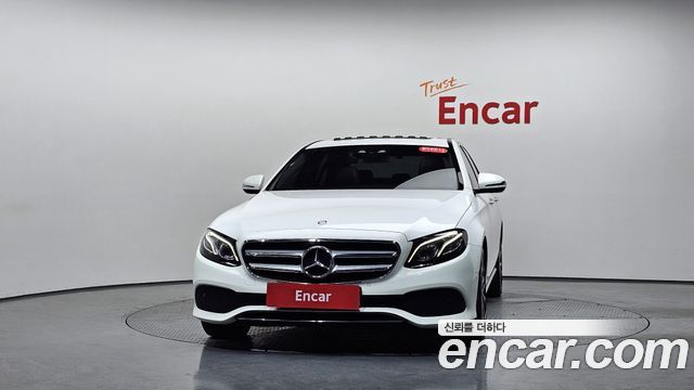 Mercedes-Benz E-Class из Кореи Encar