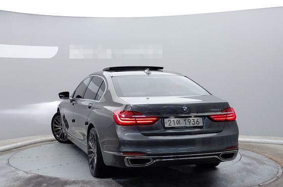 BMW 7-Series 750Li xDrive — пробег 90 423 км — фото 2 из 5