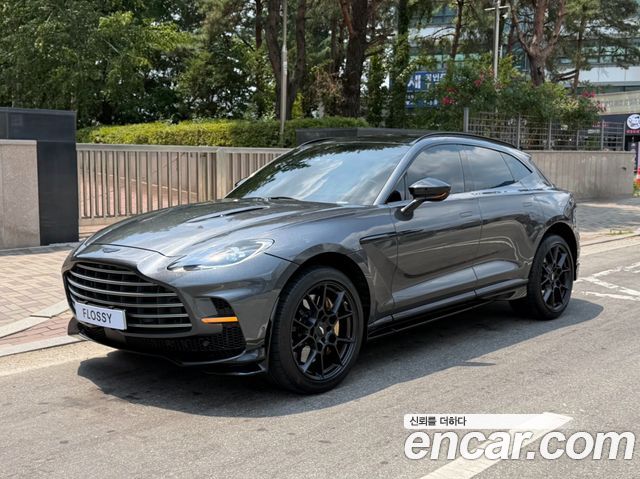 Astonmartin DBX 4.0 V8 707 — пробег 8 400 км — фото 1 из 5
