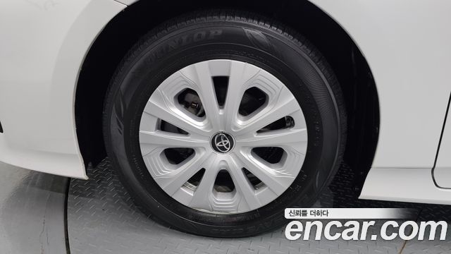 Toyota Prius 1.8 — пробег 60 369 км — фото 5 из 5