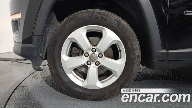 Jeep Compass 2.4 Longitude AWD — пробег 39 212 км — фото 5 из 5