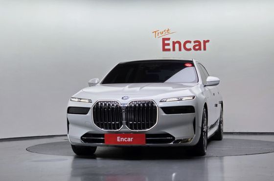 BMW 7-Series 750e xDrive Design Pure Excellence — пробег 51 144 км — фото 3 из 5