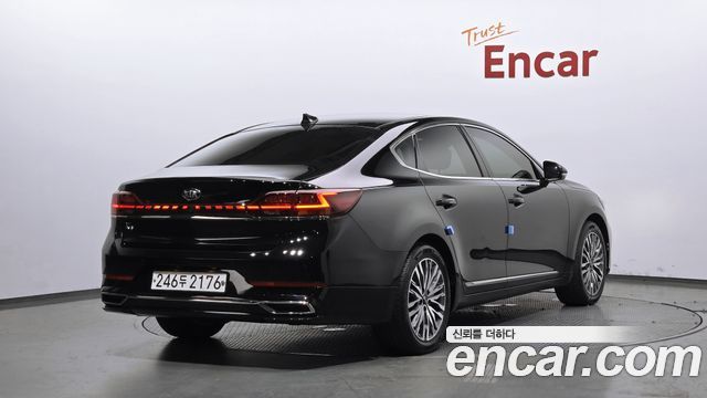 Kia K7 из Кореи Encar