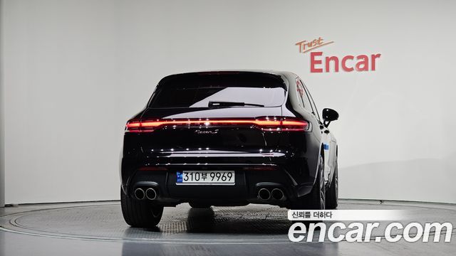 Porsche Macan 2.9 S — пробег 27 065 км — фото 4 из 5