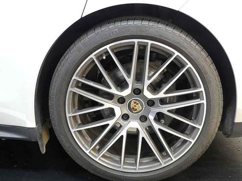 Porsche Panamera 2.9 AWD — пробег 12 000 км — фото 4 из 5