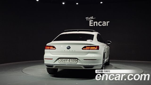 Volkswagen Arteon 2.0 TDI Premium — пробег 74 600 км — фото 4 из 5