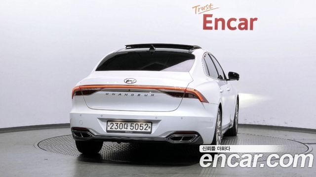 Hyundai Grandeur из Кореи Encar