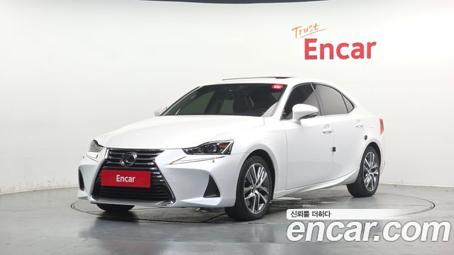 Lexus IS Supreme — пробег 60 042 км — фото 1 из 5