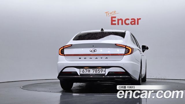 Hyundai Sonata 2.0 Premium — пробег 66 079 км — фото 4 из 5