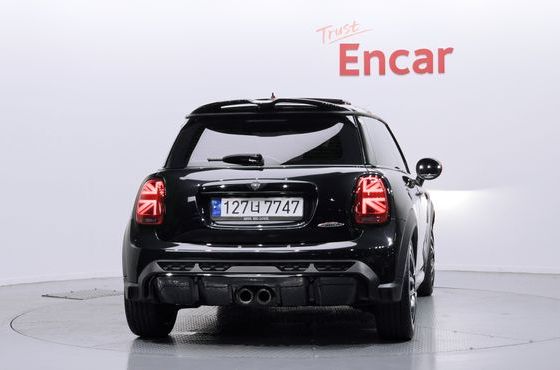 Mini Cooper JCW Pat Moss Edition 3rd — пробег 71 347 км — фото 4 из 5