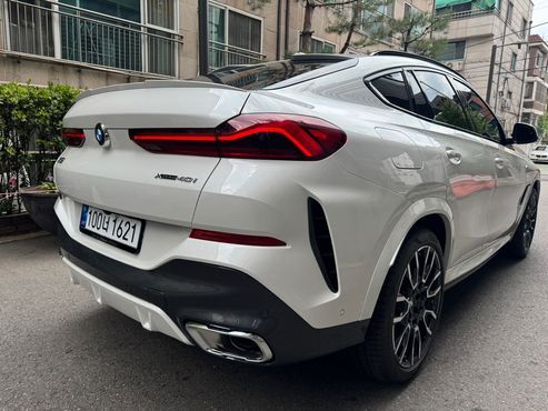 BMW X6 xDrive40i M Sport — пробег 4 300 км — фото 2 из 5