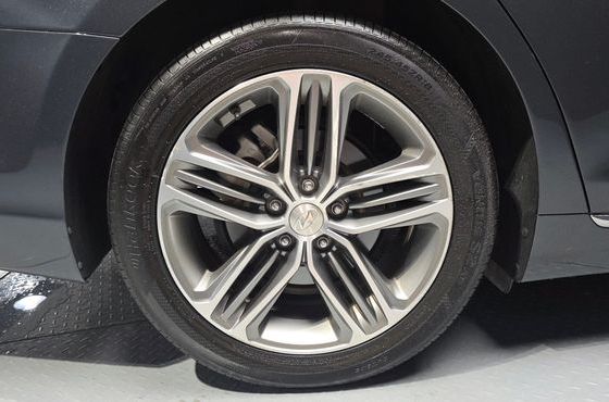 Hyundai Grandeur 2.4 Premium Special — пробег 40 697 км — фото 5 из 5