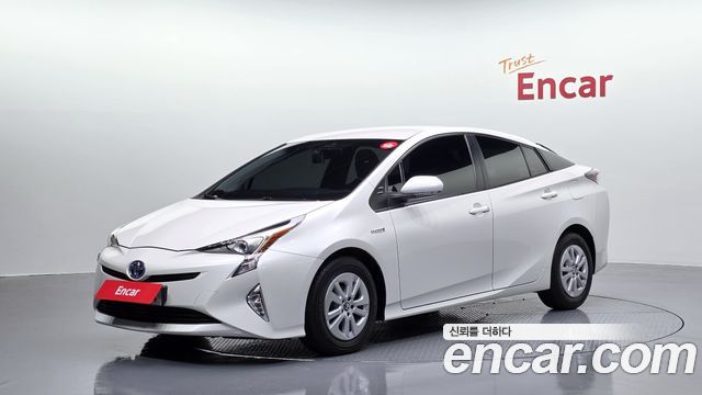 Toyota Prius из Кореи Encar