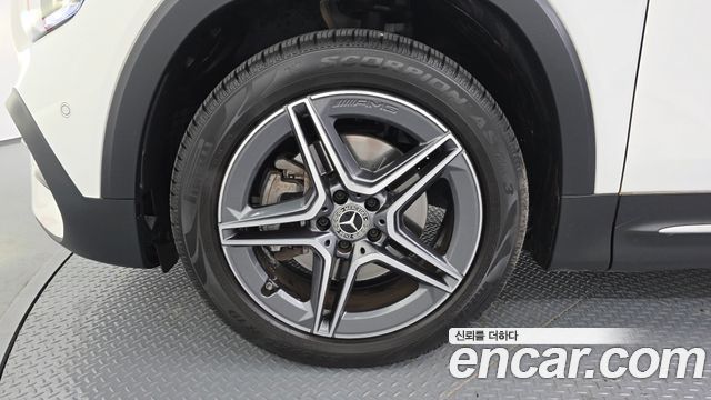 Mercedes-Benz GLB-Class из Кореи Encar