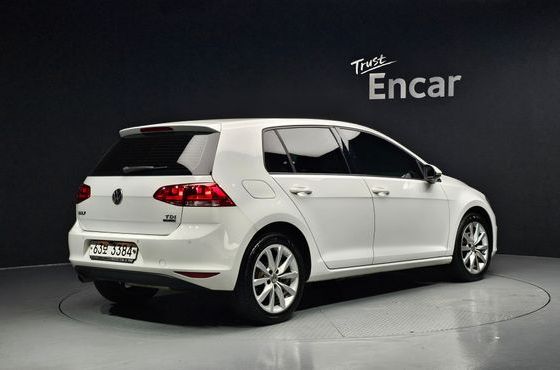 Volkswagen Golf 1.6 TDI — пробег 64 932 км — фото 2 из 5