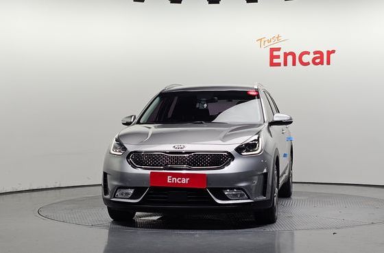Kia Niro Noblesse — пробег 126 644 км — фото 3 из 5