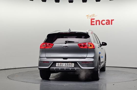 Kia Niro Noblesse — пробег 126 644 км — фото 4 из 5