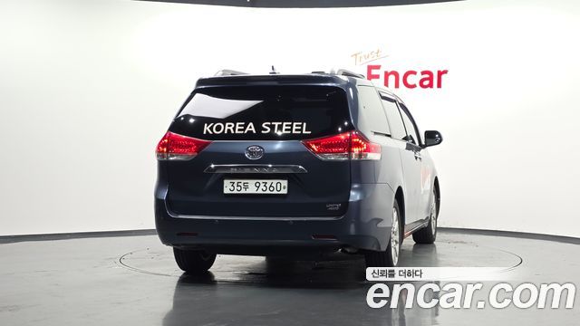 Toyota Sienna 3.5 AWD — пробег 190 155 км — фото 4 из 5