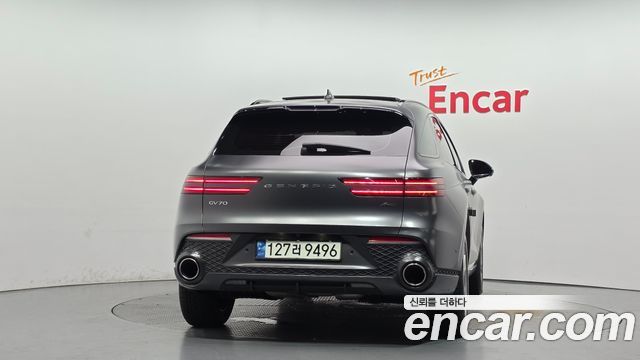 Genesis GV70 из Кореи Encar