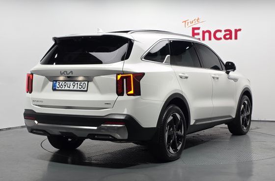 Kia Sorento HEV 1.6 2WD Signature — пробег 4 106 км — фото 2 из 5