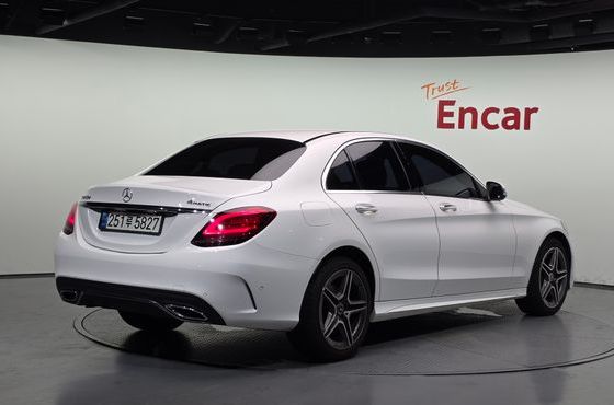 Mercedes-Benz C-Class C220 d 4MATIC AMG Line — пробег 100 683 км — фото 2 из 5