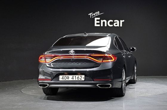 Hyundai Grandeur 2.4 Premium Special — пробег 104 457 км — фото 4 из 5