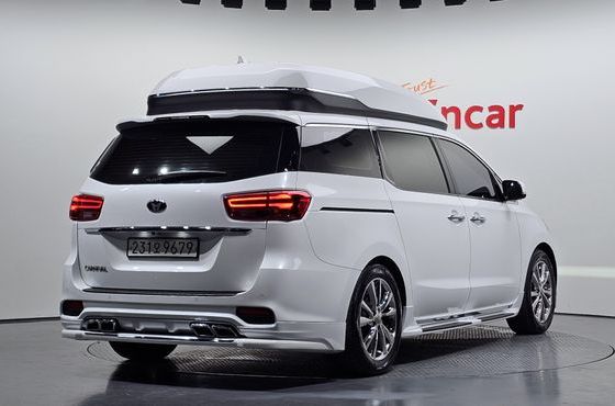 Kia Carnival Gasoline 9-seater Limousine(Special vehicle) — пробег 69 133 км — фото 2 из 5