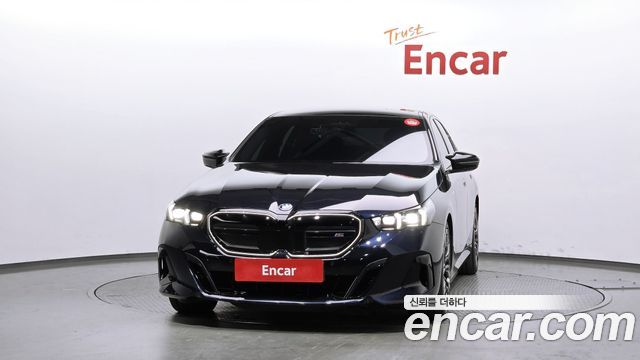 BMW i5 M60 xDrive — пробег 71 399 км — фото 3 из 5